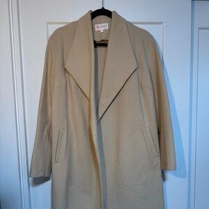 L’atiste by Amy Draped Coat – Cream, Small